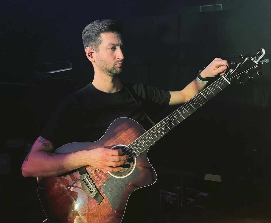 Guitar adjustment